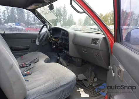 1992 Toyota Pickup 1/2 Ton Sht Wheelbase Dlx from USA, damaged, VIN JT4RN01P7N0028390